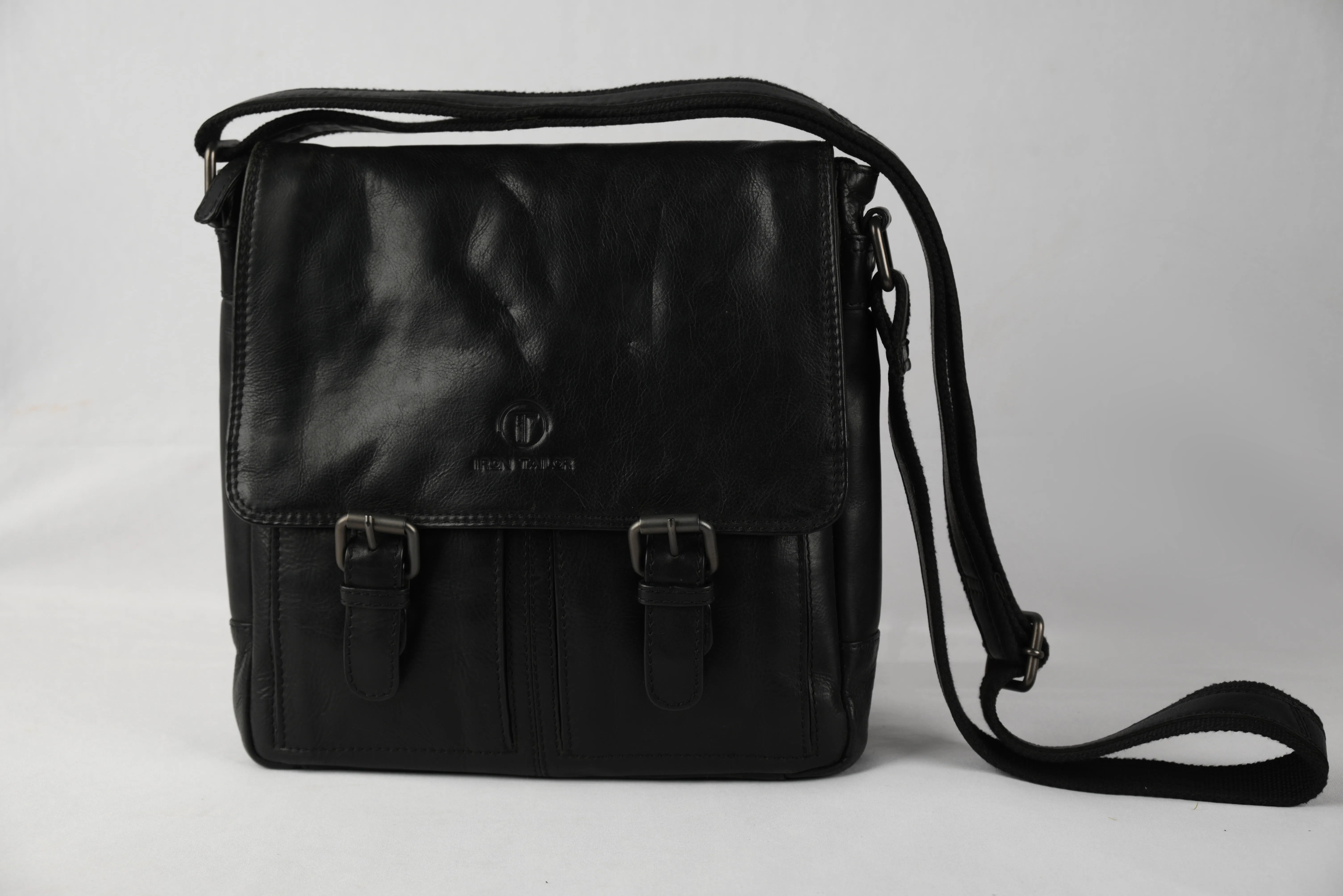 Amigo Sling Bag