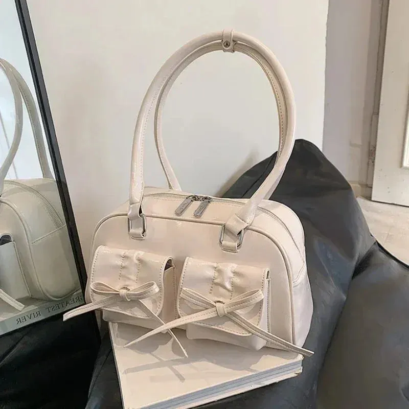 Casual Leather Tote Bag – Lightweight & Stylish for Everyday Use