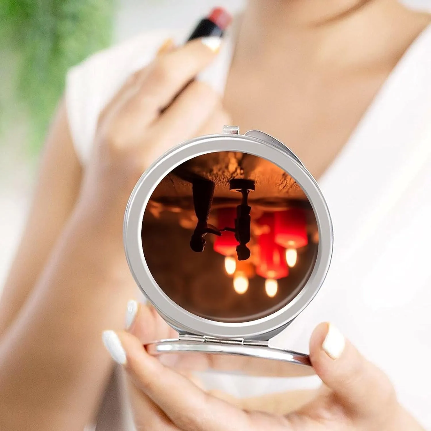 Compact Travel Makeup Mirror Small Handheld Couple Wood Carving Pocket Mirror 1X/2X 2-Sided Magnification Mirror Folding Vanity Mirror for Purse Handbag Gift