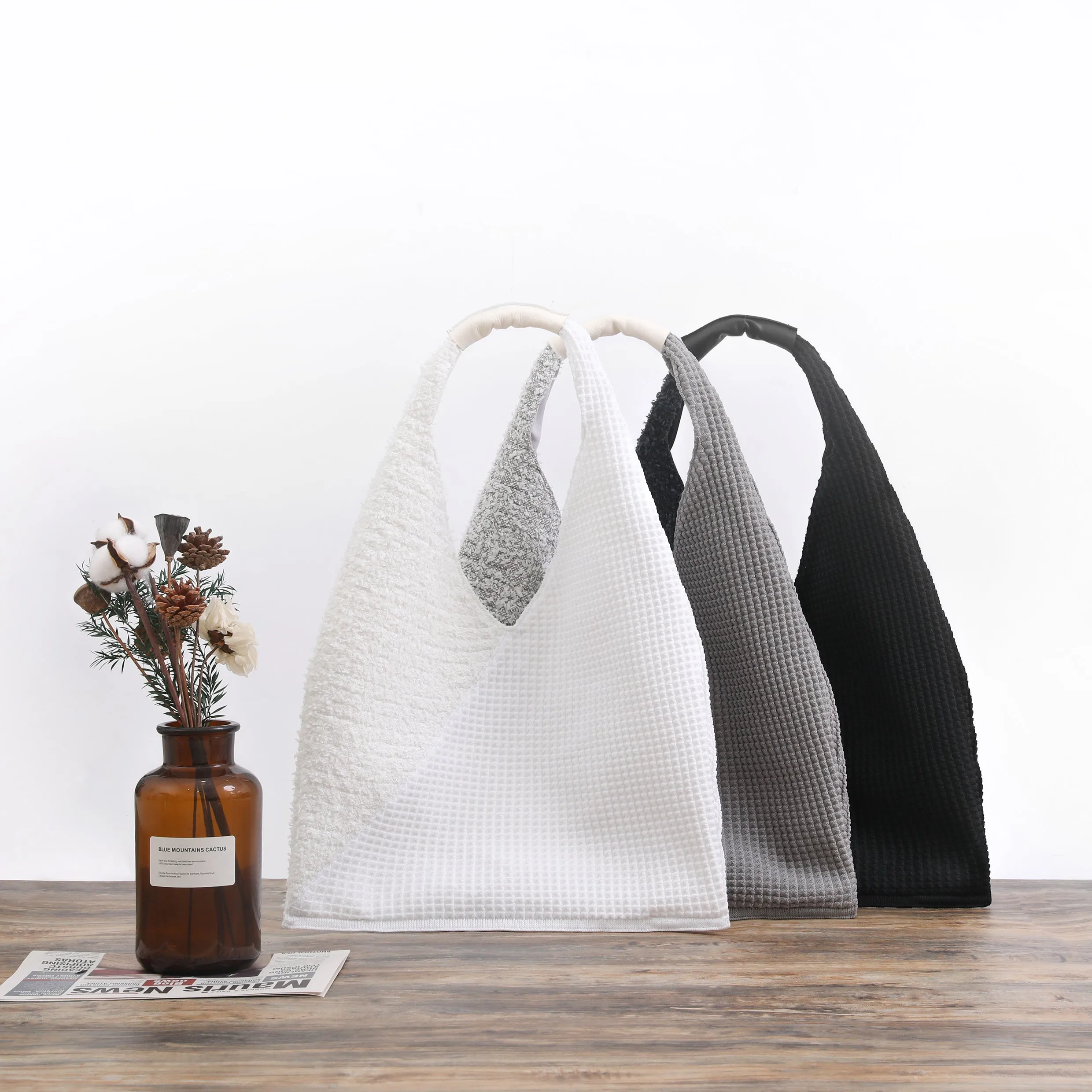 Crackles Series Snowflake Triangle Tote Black