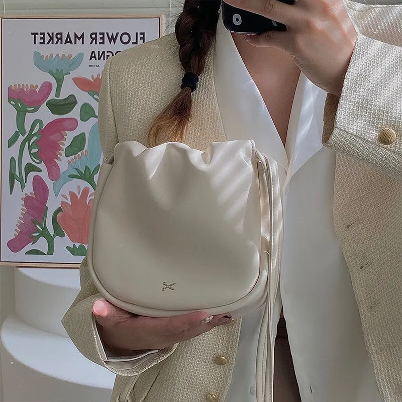 creamtopmall Cute Crossbody Sling Bag, Creamy Vegan Leather Shoukder Bag for Women, Pleated Opening Pouch Bag, Elegant Small Purse, Mininalist Handbag
