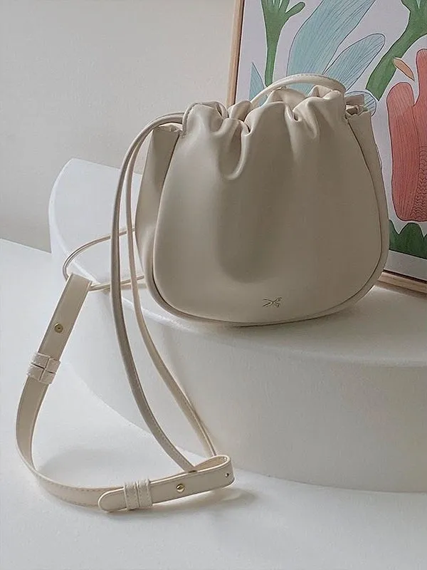 creamtopmall Cute Crossbody Sling Bag, Creamy Vegan Leather Shoukder Bag for Women, Pleated Opening Pouch Bag, Elegant Small Purse, Mininalist Handbag