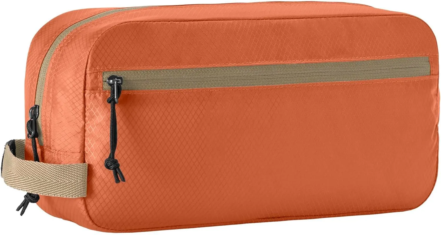eagle creek Pack-It Isolate Quick Trip Travel Toiletry Bag - Durable, Stain- and Water-Resistant with Multiple Pockets, Machine Washable, Mandarin