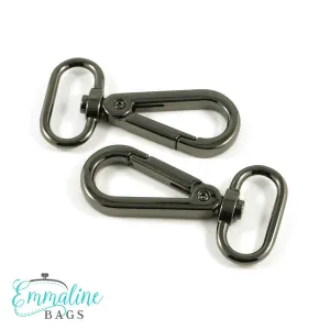Emmaline 3/4" Flat Swivel Hook