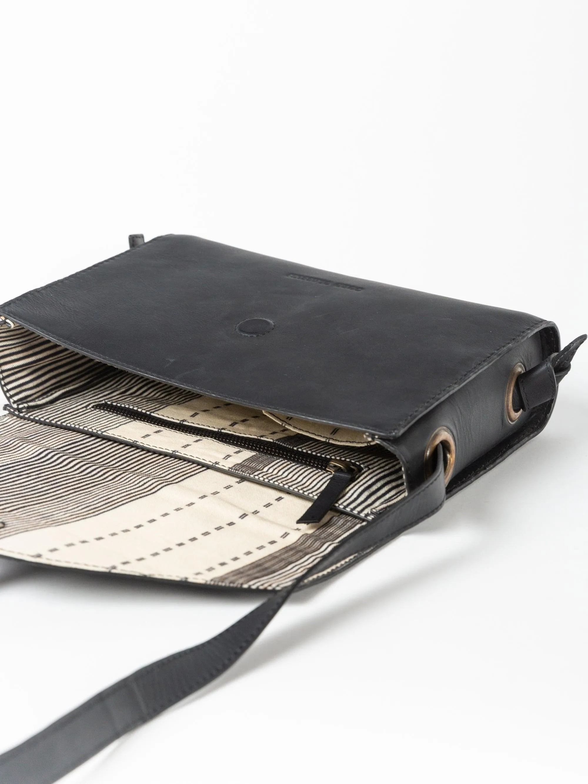 Envelope Front Knot Bag