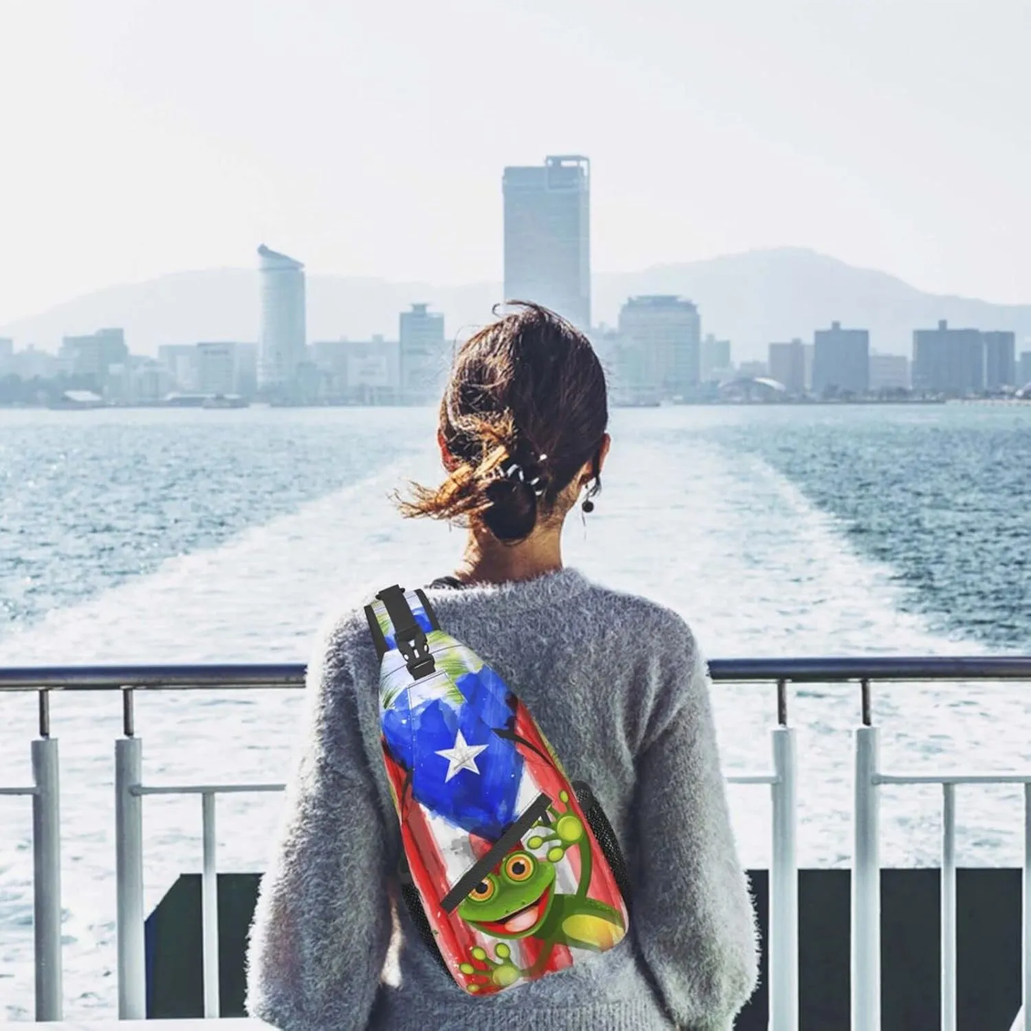 GTEVUTS Puerto Rico Flag Frog Crossbody Bags for Women Men,Vintage Casual Sling Bag Chest Bag Abstract Shoulder Bag Travel Hiking Cycling Gym Sport Daypack Adult Backpack