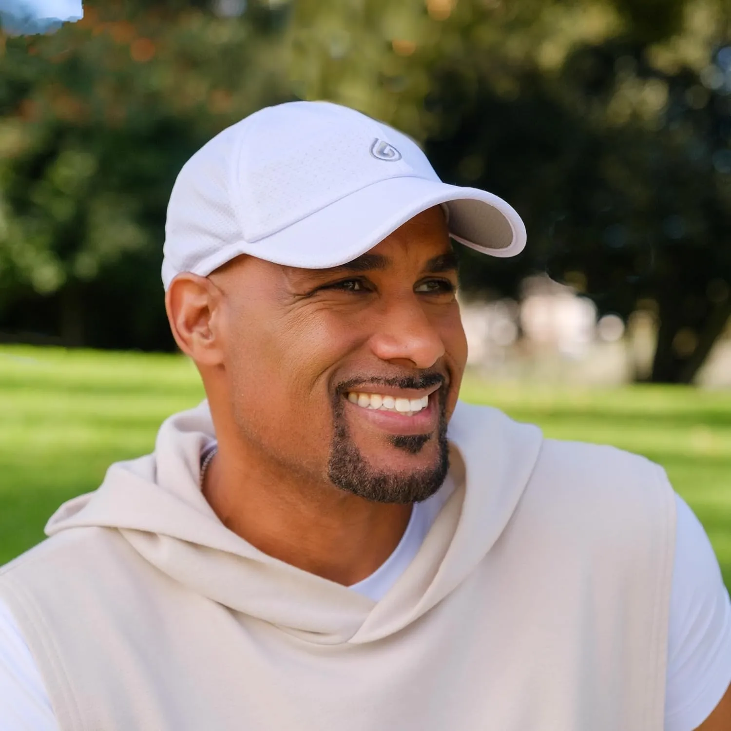 Hat 2.0, Tri-Layer EvapoCOOL Ventilation Technology, Adjustable Fit, Moisture-Wicking