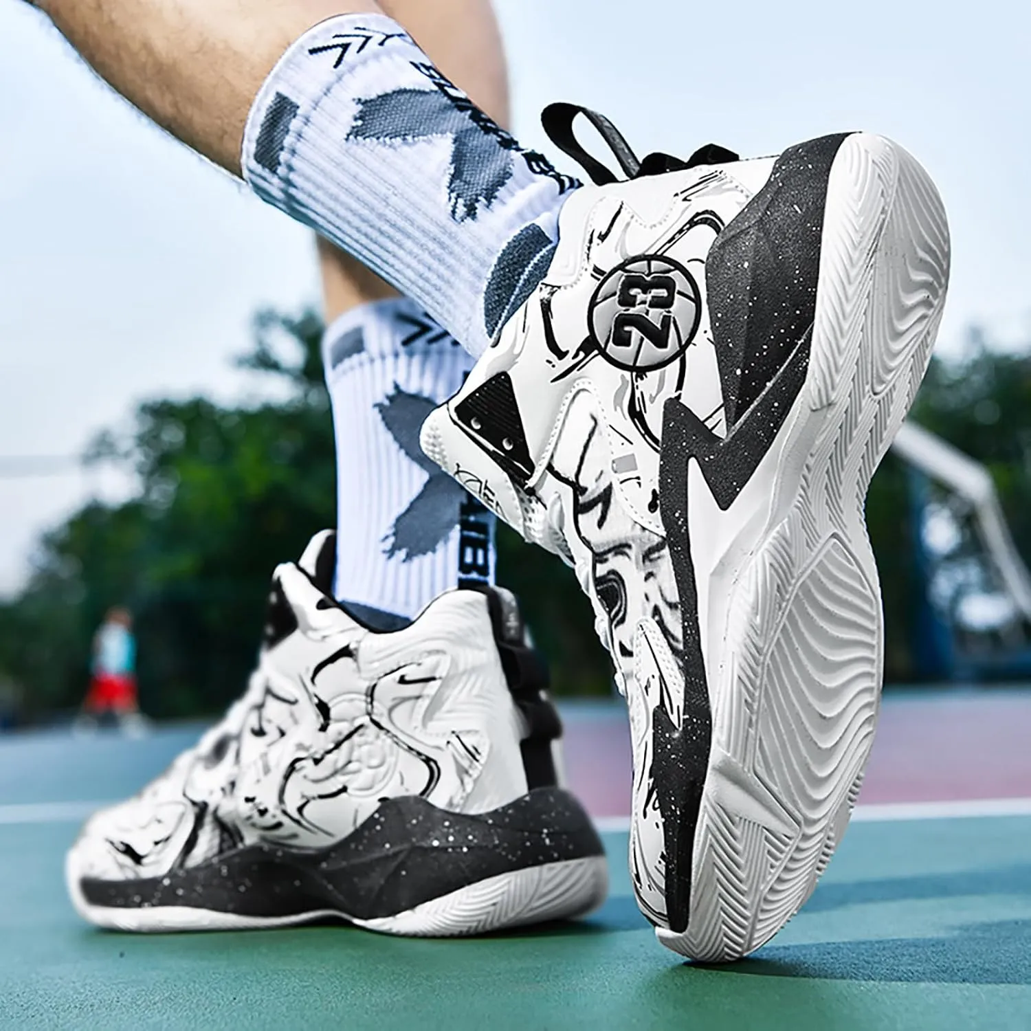 Men's Basketball Shoes No-Slip Breathable Outdoor Shoes for Women Fashion Graffiti Training Shoes