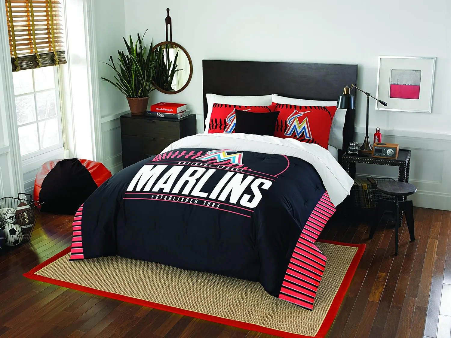 Officially Licensed MLB Full/Queen Grand Slam Comforter & Sham Bedding, Soft & Cozy, Washable, Throws & Bedding, 86" x 86"
