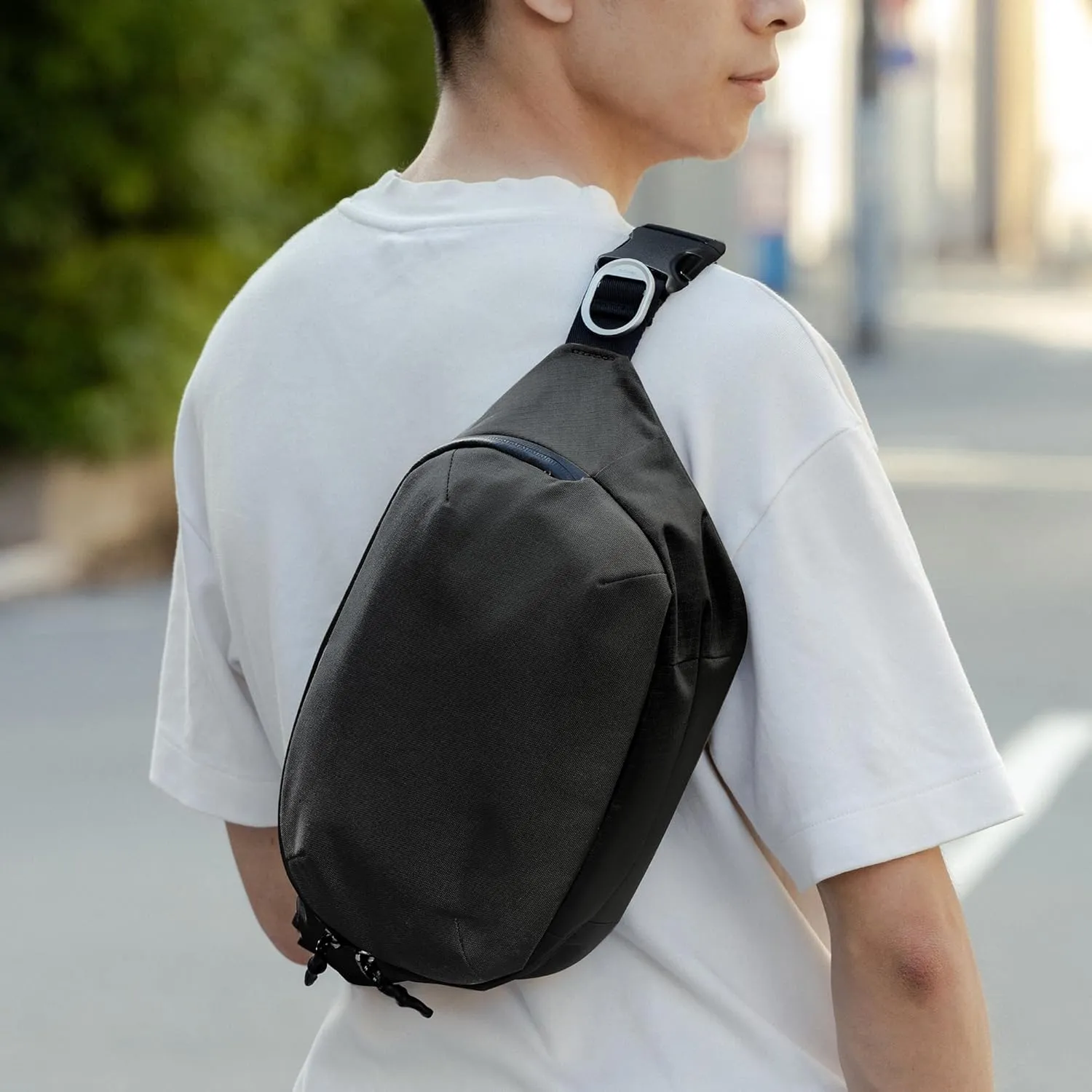 Orbitkey Urban Sling - Black