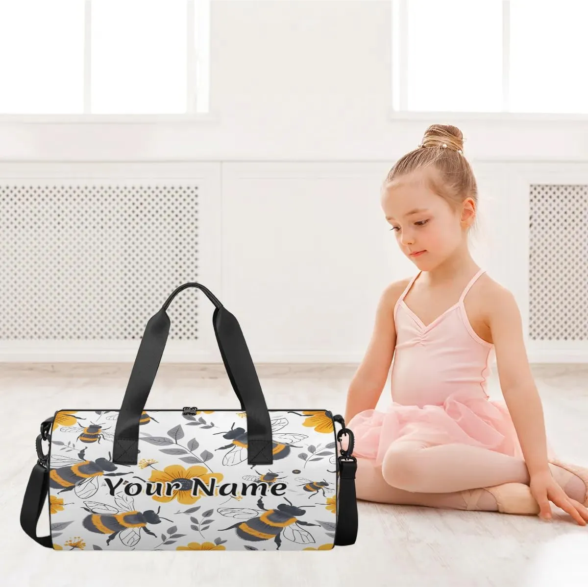 Personalized Duffel Bag for Women, Custom Cute Bee Daisy Gym Bag for Sports, Waterproof Dance Bag with Name, Lightweight Carryon Gym Bag, Honey Bee