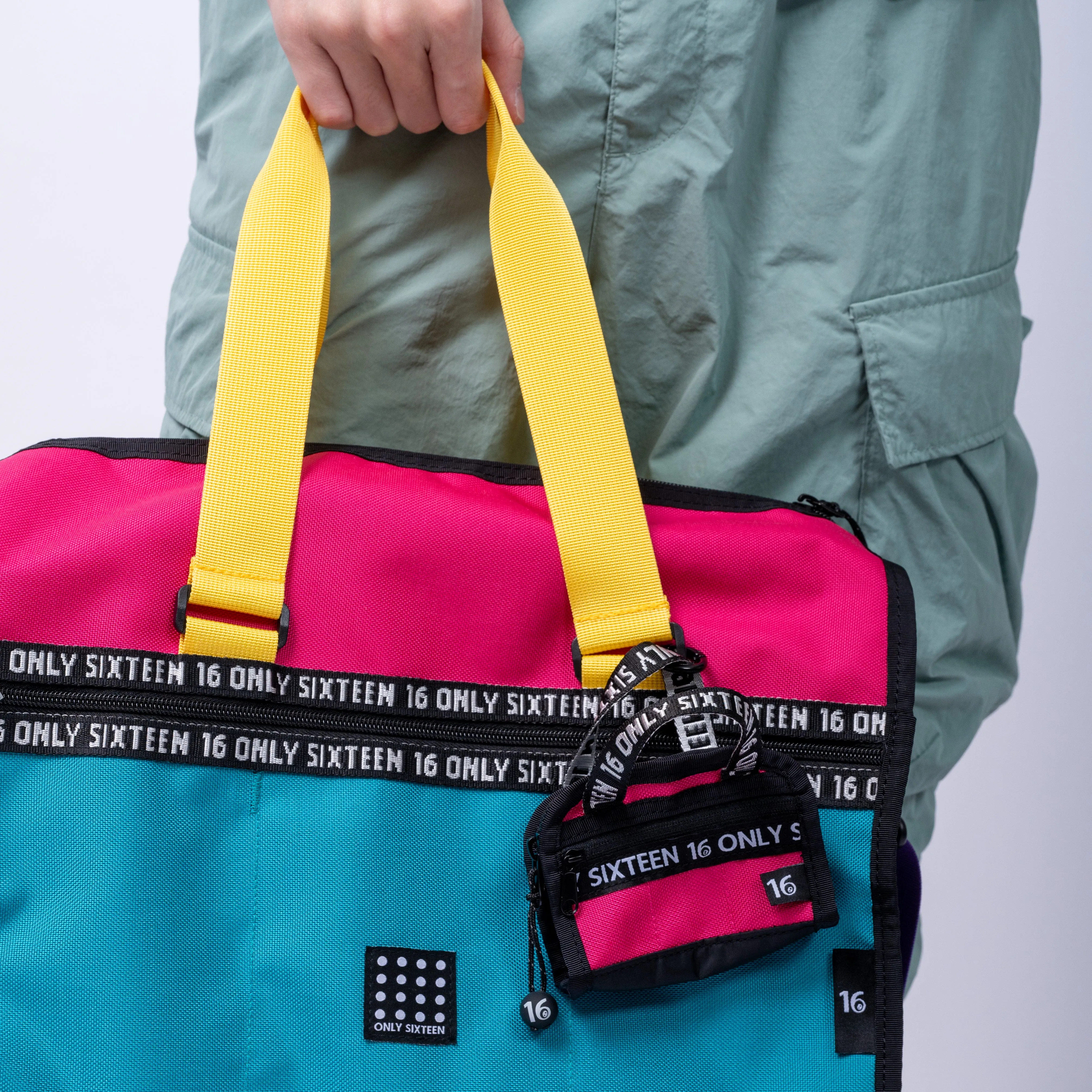 [Pre-order]  Voyager Duffel Set