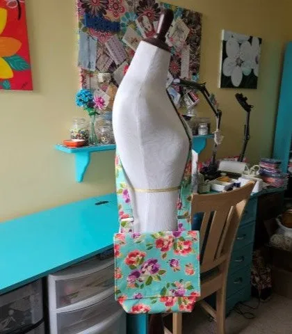 Small Messenger Crossbody Bag Sewing Tutorial / Messenger Bag Purse Pattern / Sling Bag Sewing Tutorial / Crossbody Bag Sewing Pattern