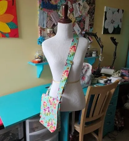 Small Messenger Crossbody Bag Sewing Tutorial / Messenger Bag Purse Pattern / Sling Bag Sewing Tutorial / Crossbody Bag Sewing Pattern