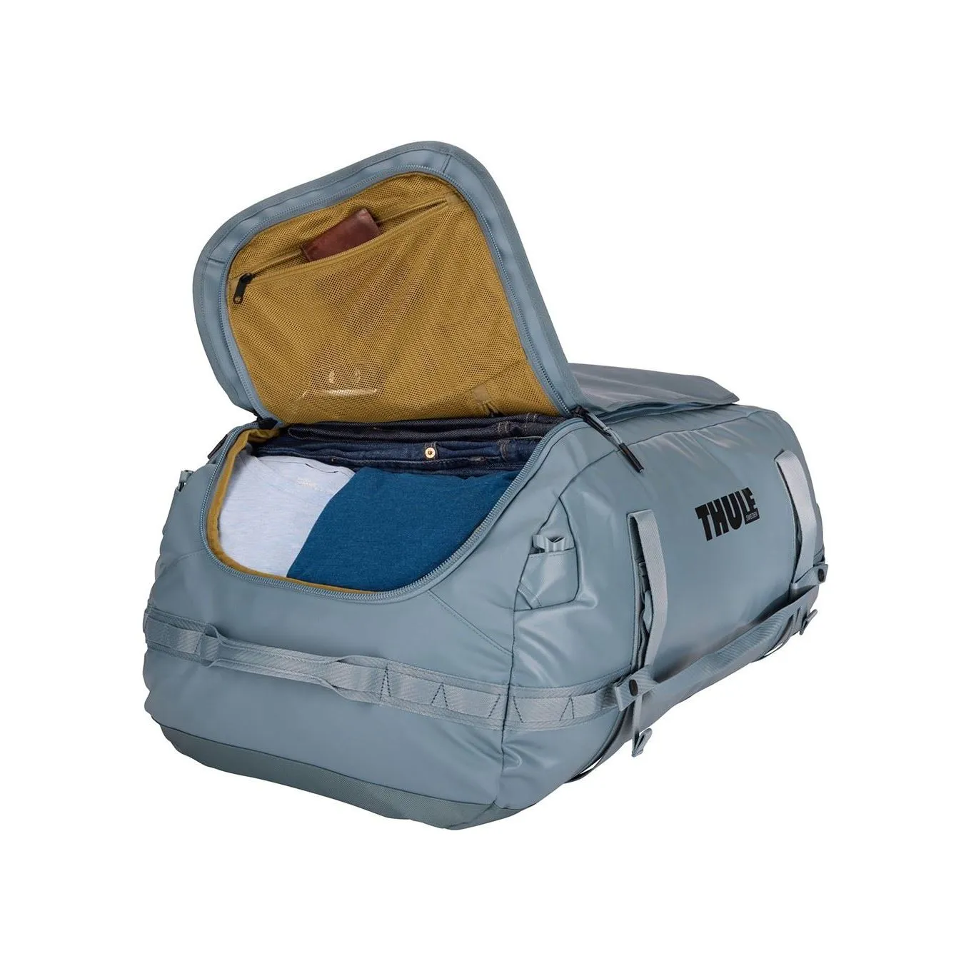 Thule Chasm 90L duffel bag Pond