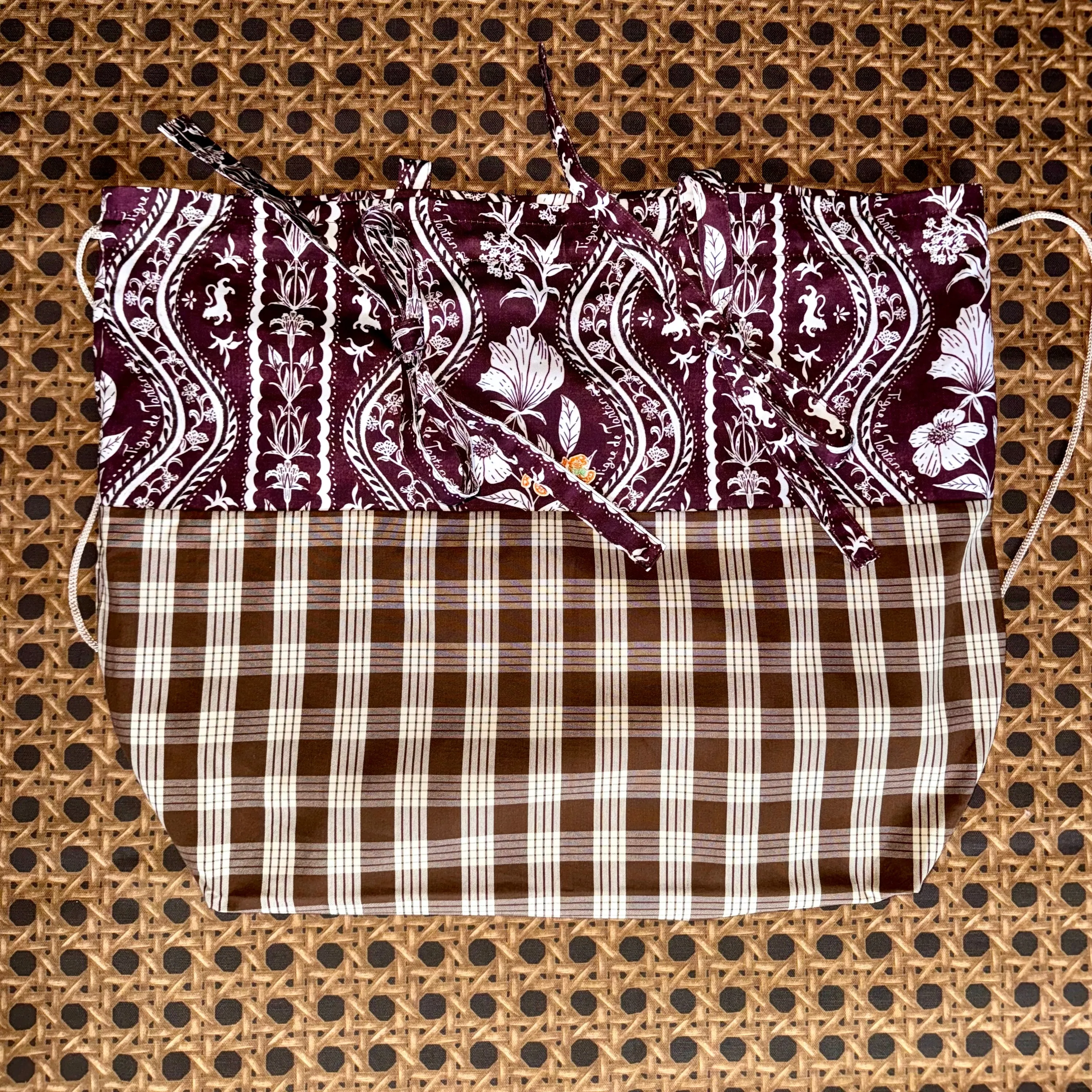 Tie-On Insert, DOMINO OXBLOOD