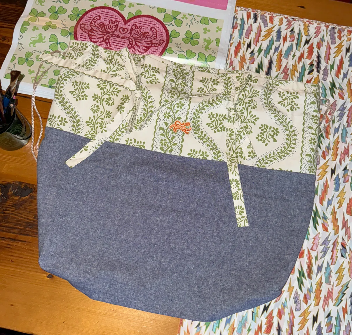 Tie-On Insert, PORCH SWING, Green with Blue