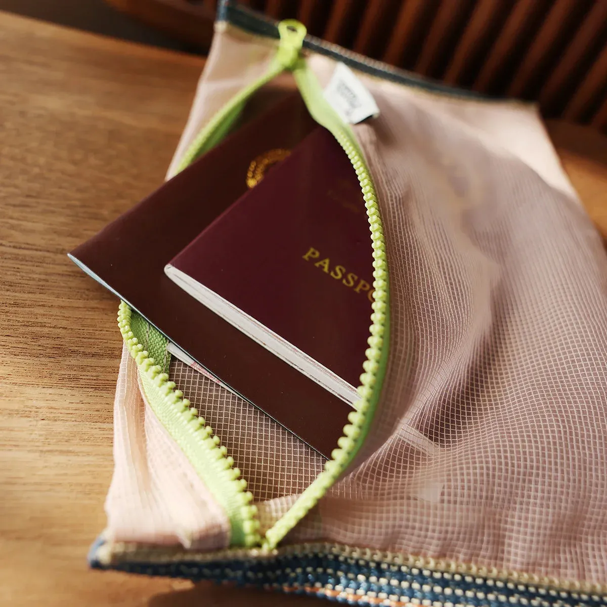 Translucent mesh nylon storage bag
