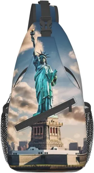 Ufo At Night Crossbody Bag Chest Shoulder Bag Small Casual Backpack Suitable For Women Men Hiking