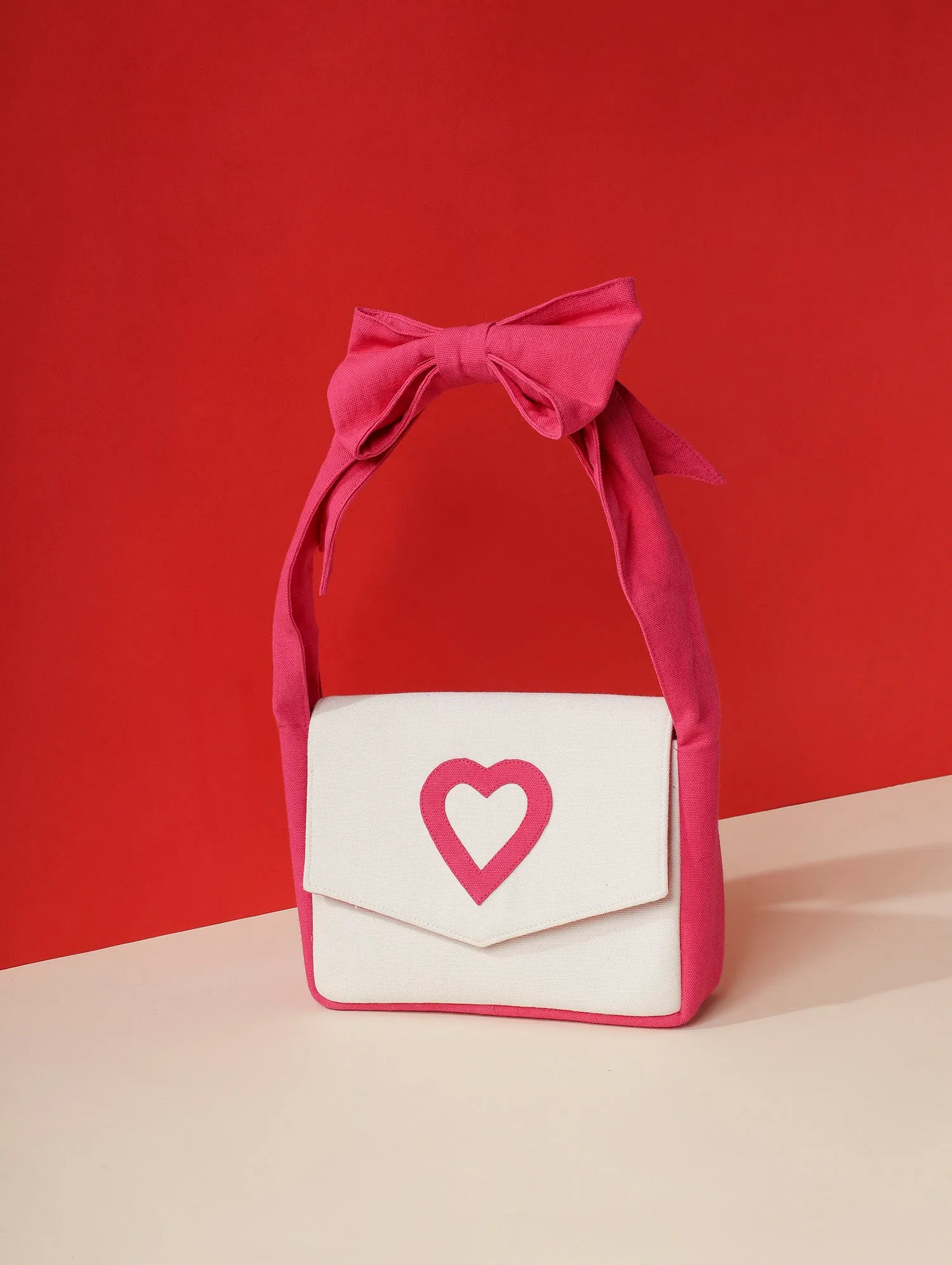 VALENTINE CLUTCH HOT PINK